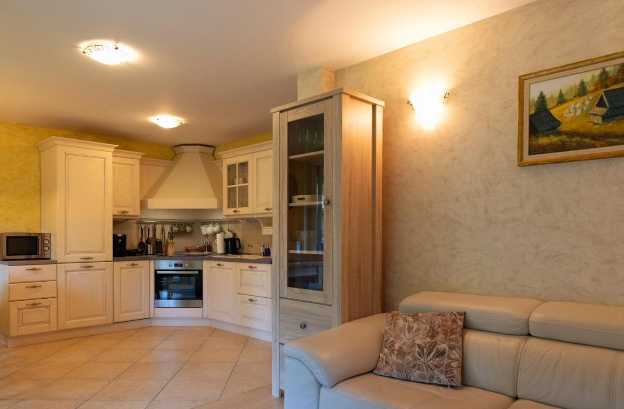 Apartma Krvavec - Cosy Mountain Retreat Cerklje na Gorenjskem Esterno foto